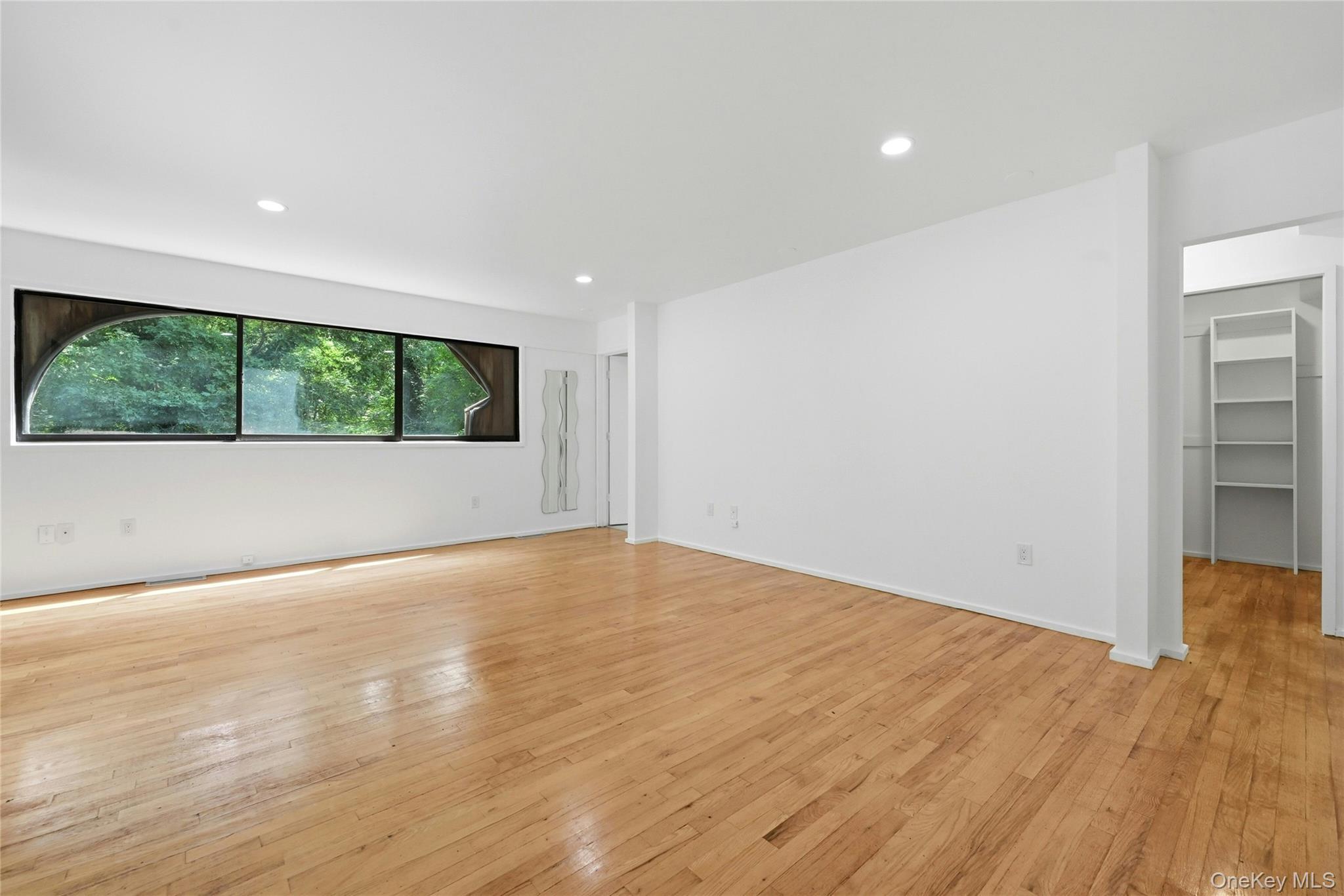Single Family Lost Meadow Suffolk County, NY 11777, MLS-1037541-24
