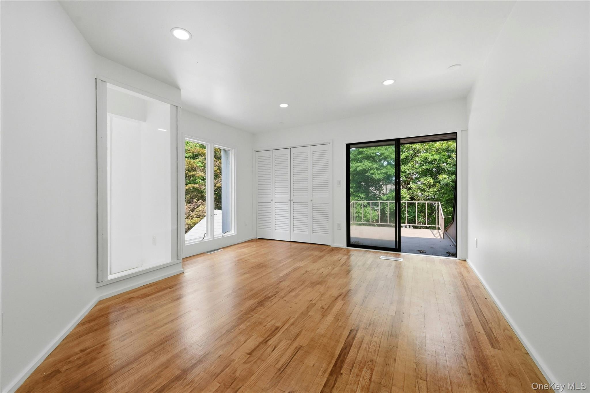 Single Family Lost Meadow Suffolk County, NY 11777, MLS-1037541-28