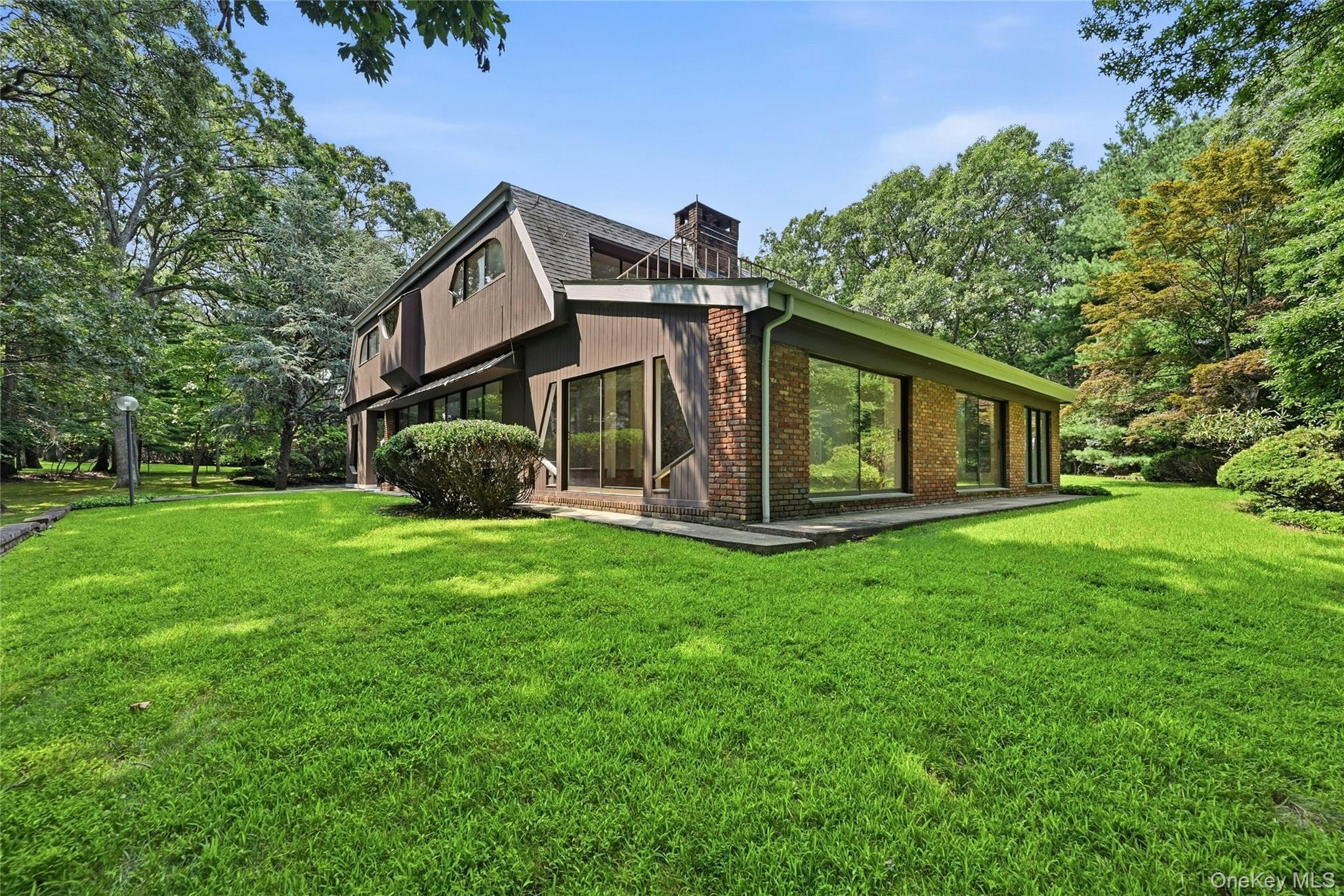 Single Family Lost Meadow Suffolk County, NY 11777, MLS-1037541-37