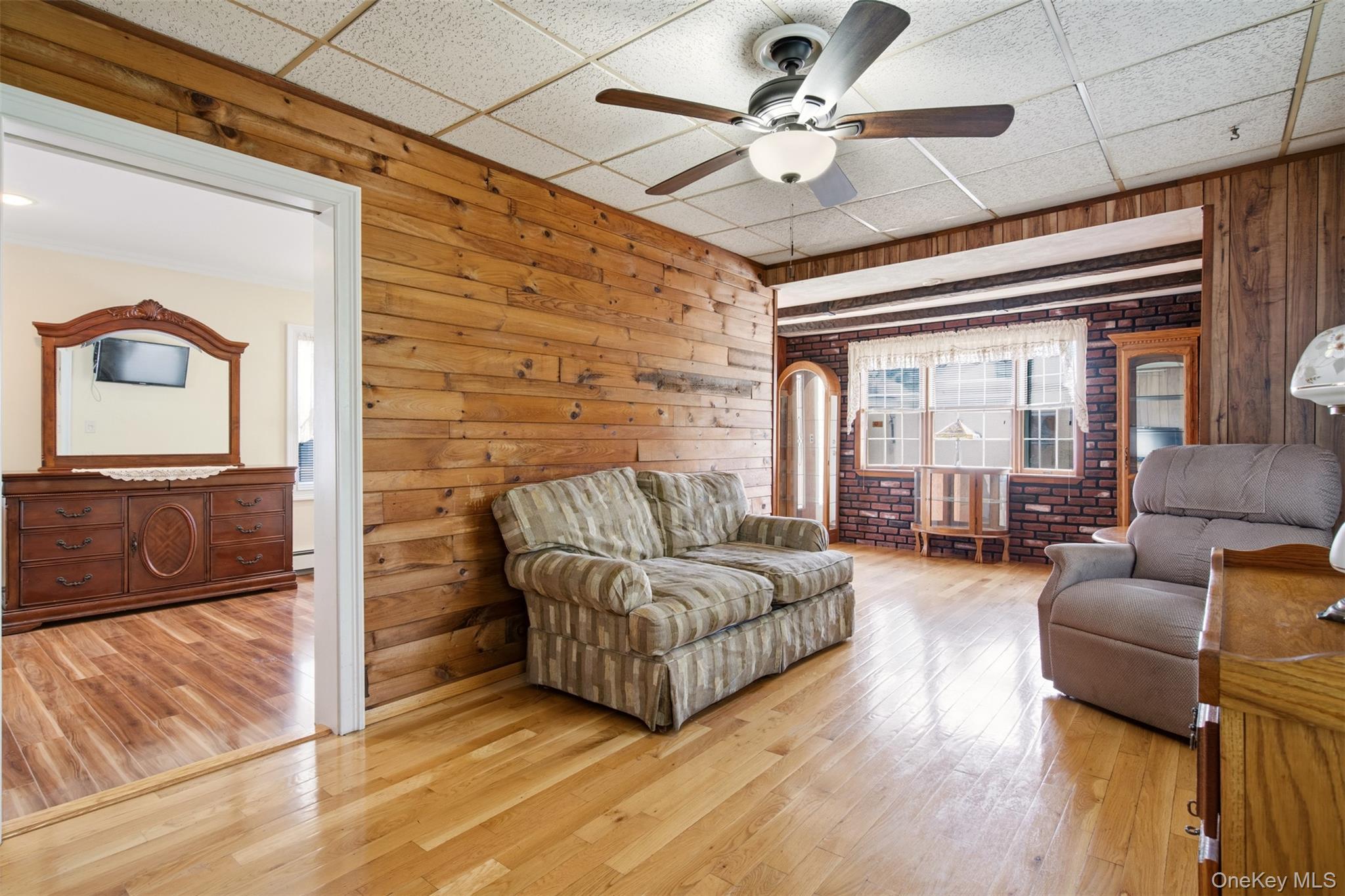 Single Family Scimitar Avenue  Nassau County, NY 11003, MLS-1037549-5