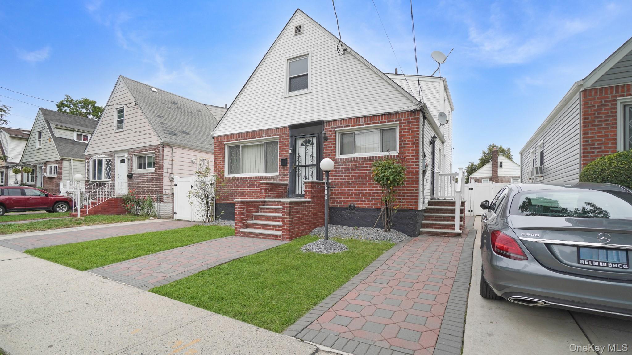 Single Family 170th Street Queens, NY 11434, MLS-1037553-2