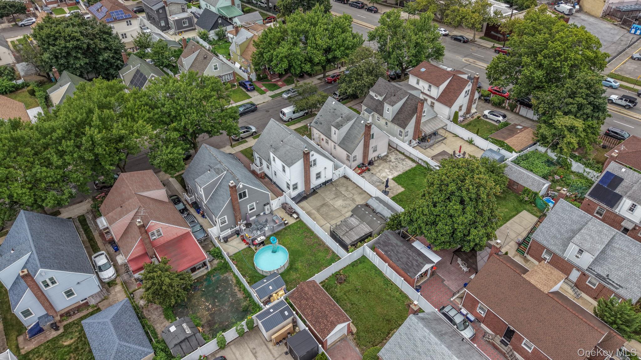 Single Family 170th Street  Queens, NY 11434, MLS-1037553-25