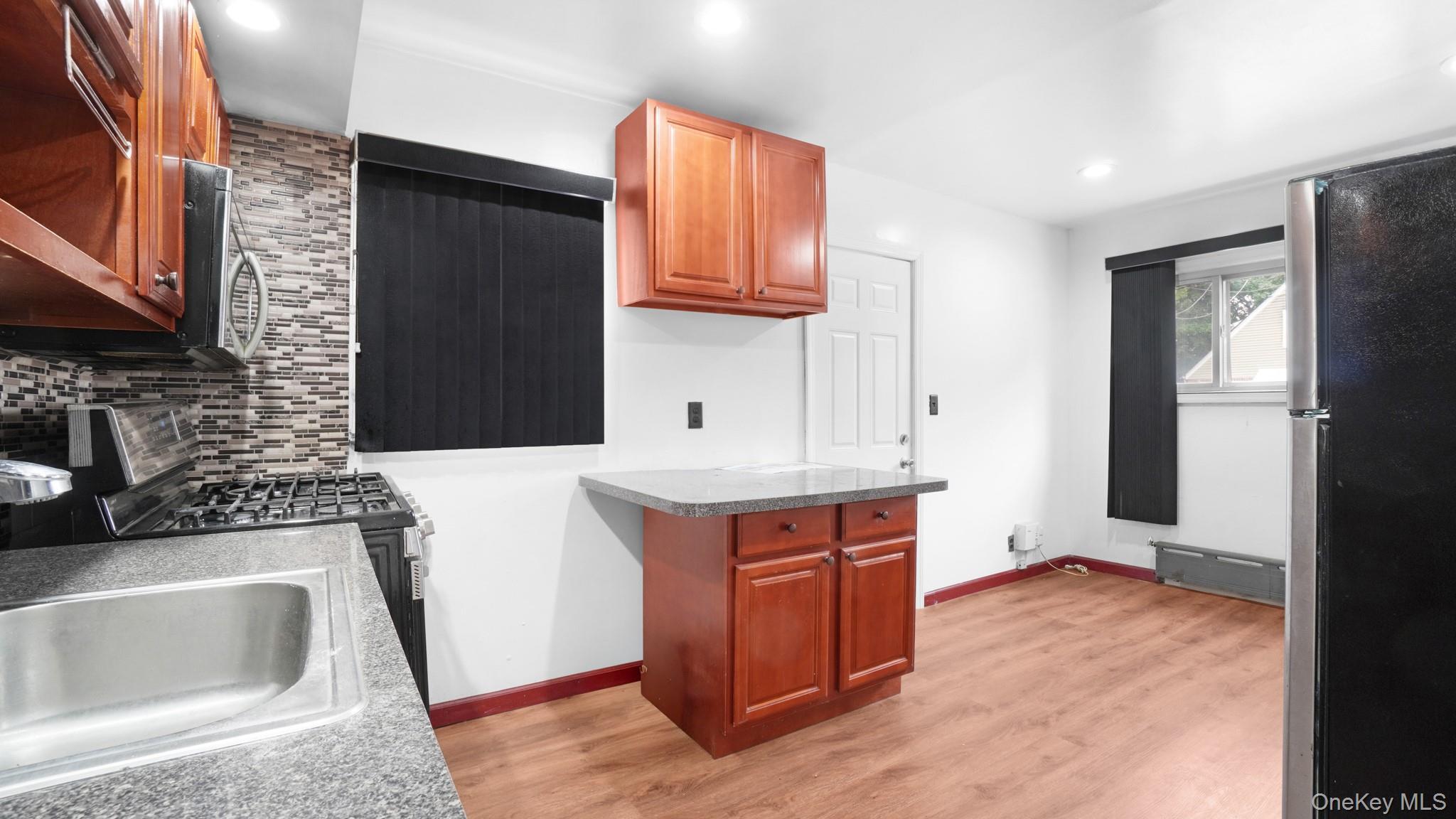 Single Family 170th Street Queens, NY 11434, MLS-1037553-9