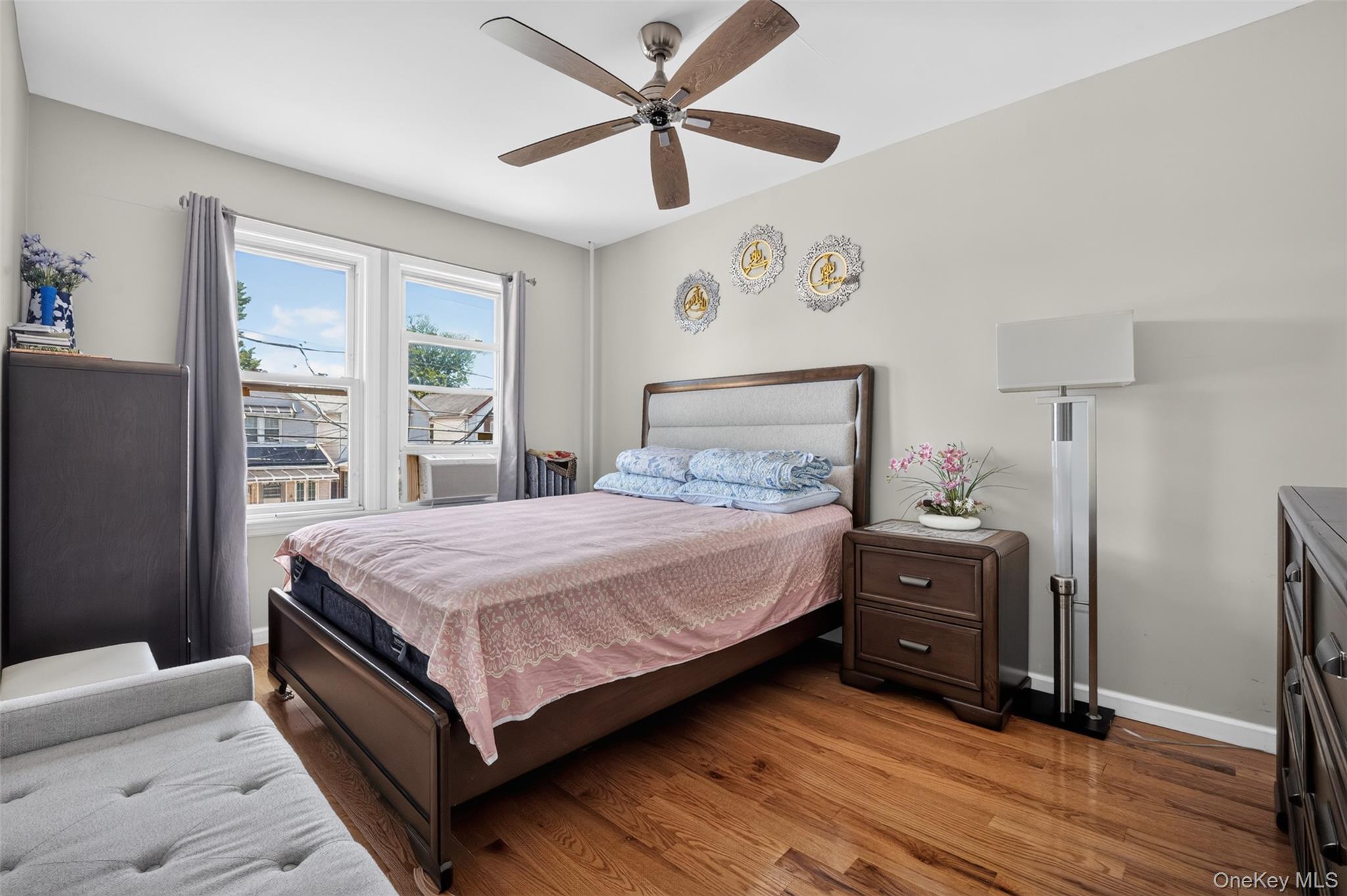 Single Family 131st Street  Queens, NY 11420, MLS-1037556-16