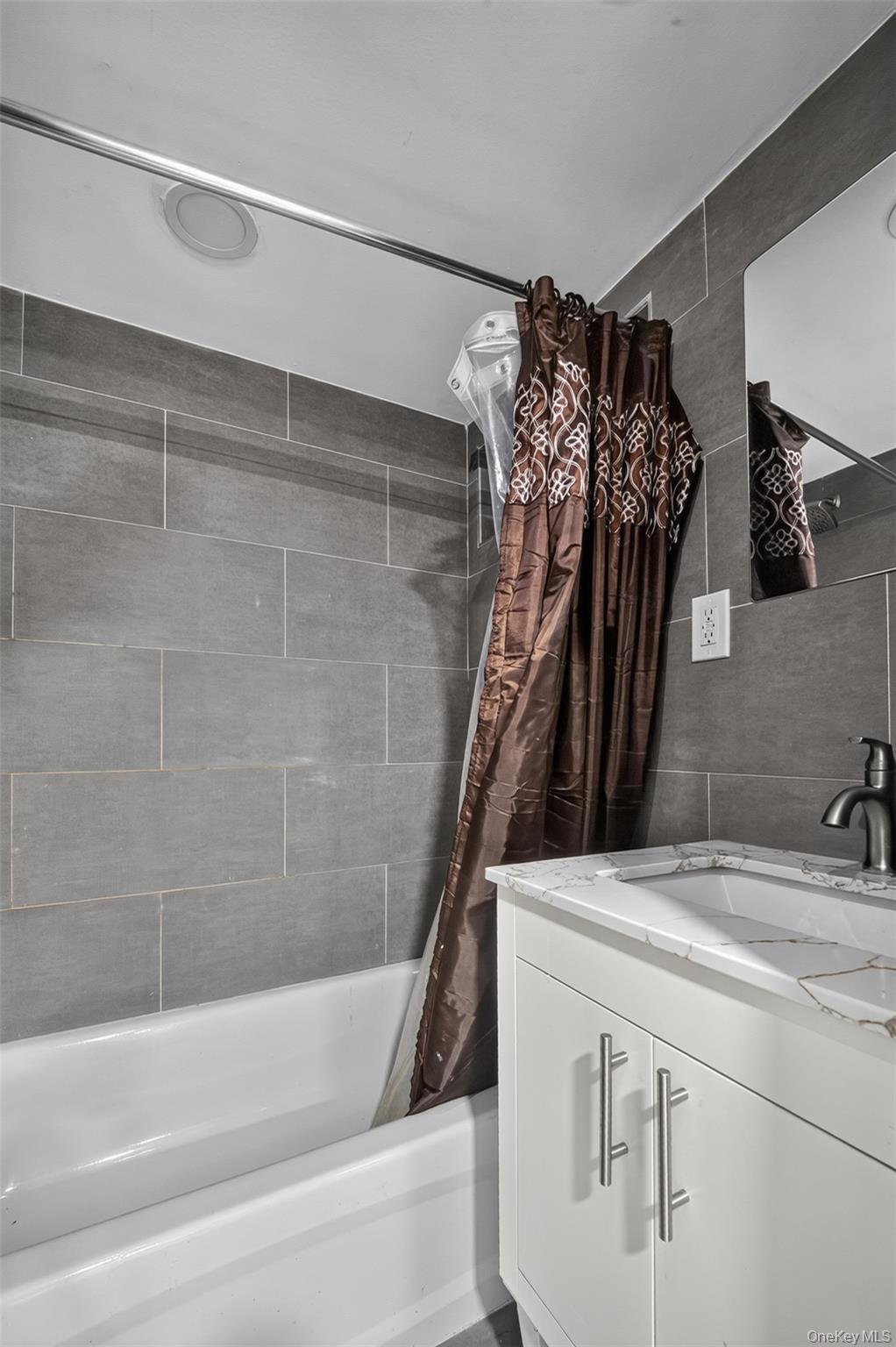Single Family 131st Street  Queens, NY 11420, MLS-1037556-43