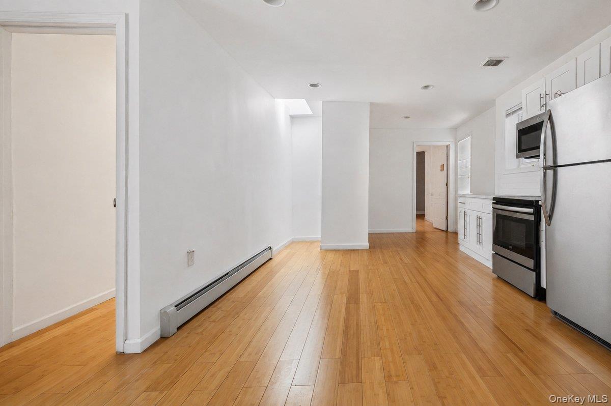 Single Family E 217th Street Bronx, NY 10467, MLS-1037561-12