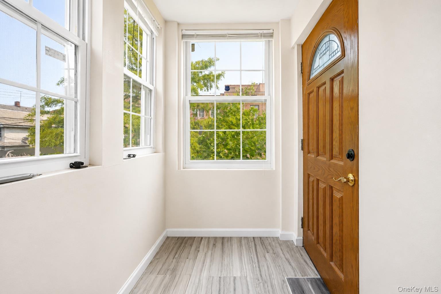 Single Family E 217th Street Bronx, NY 10467, MLS-1037561-3