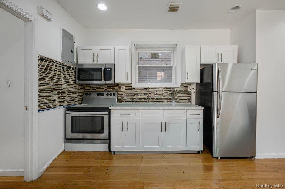 Single Family E 217th Street Bronx, NY 10467, MLS-1037561-5