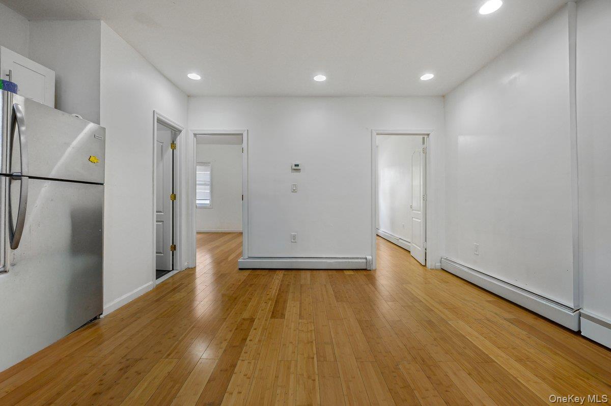 Single Family E 217th Street Bronx, NY 10467, MLS-1037561-6