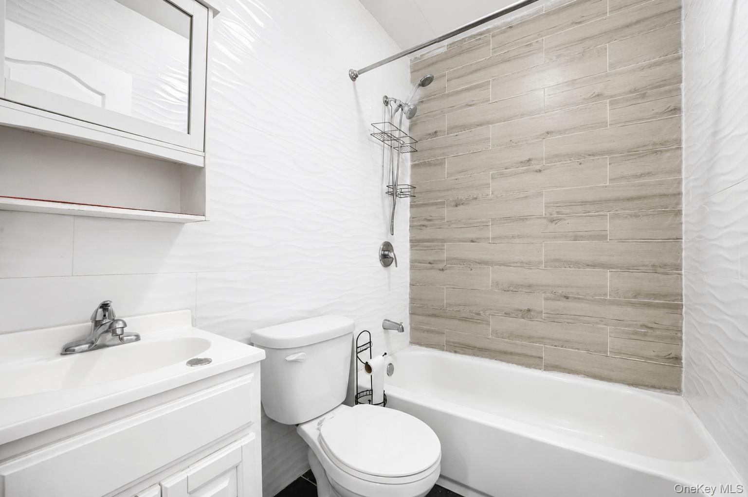 Single Family E 217th Street Bronx, NY 10467, MLS-1037561-7