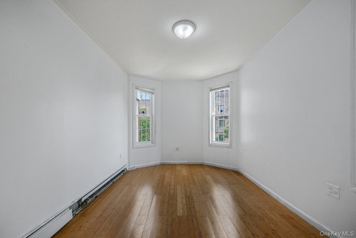 Single Family E 217th Street Bronx, NY 10467, MLS-1037561-8