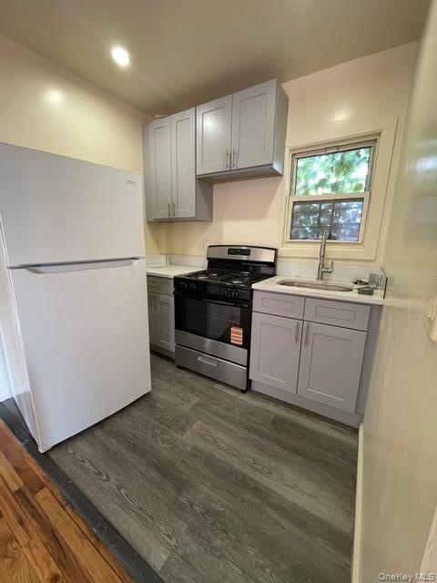 Single Family Longfellow Avenue Bronx, NY 10460, MLS-1037566-10