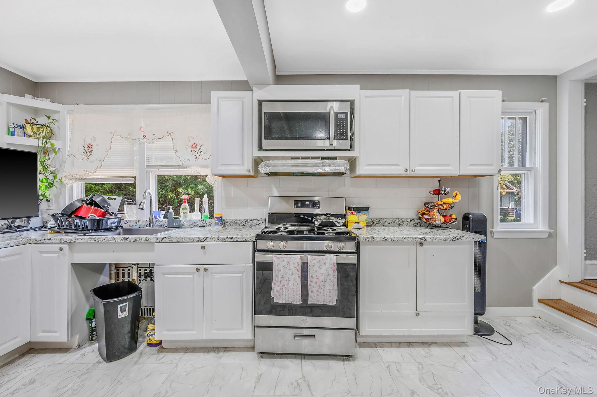 Single Family Prospect Place Suffolk County, NY 11901, MLS-1037571-13