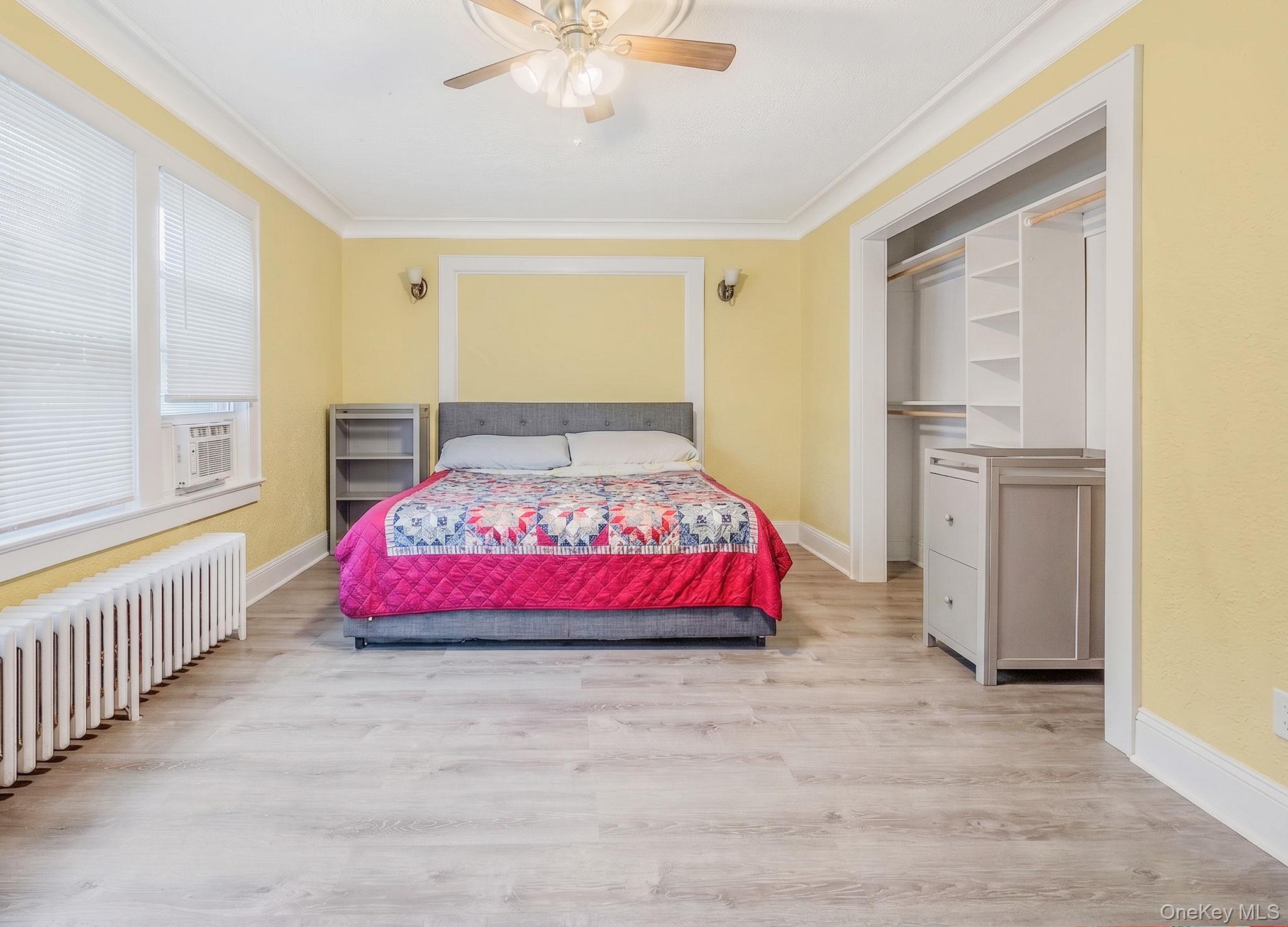 Single Family Prospect Place Suffolk County, NY 11901, MLS-1037571-9