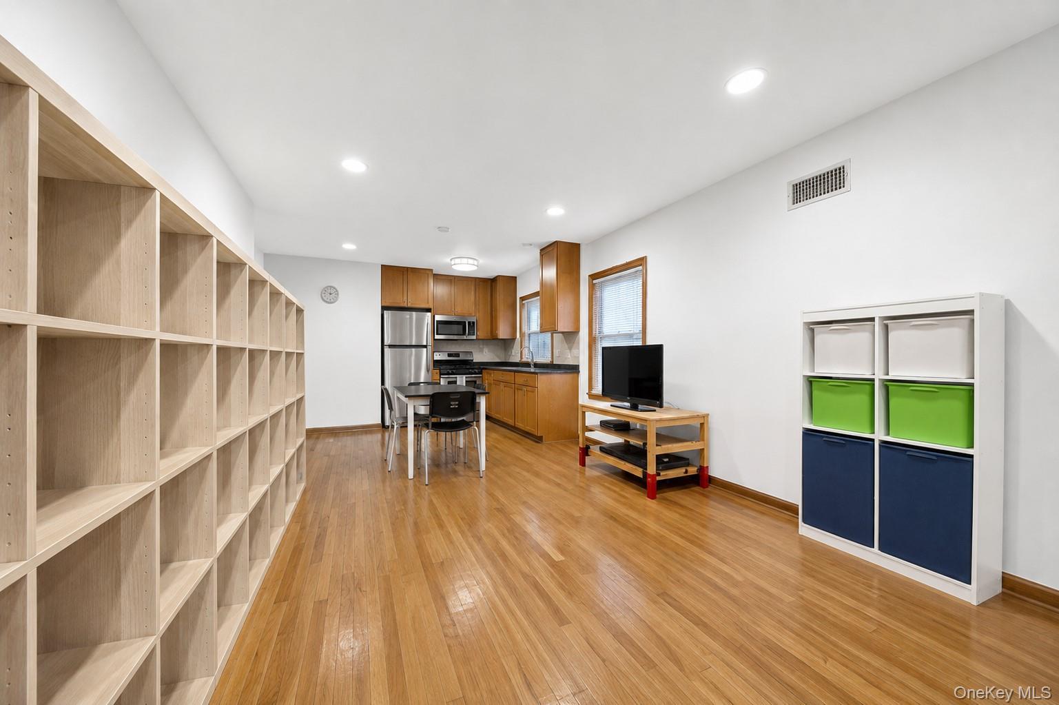Single Family 161st Street Queens, NY 11358, MLS-1037573-12