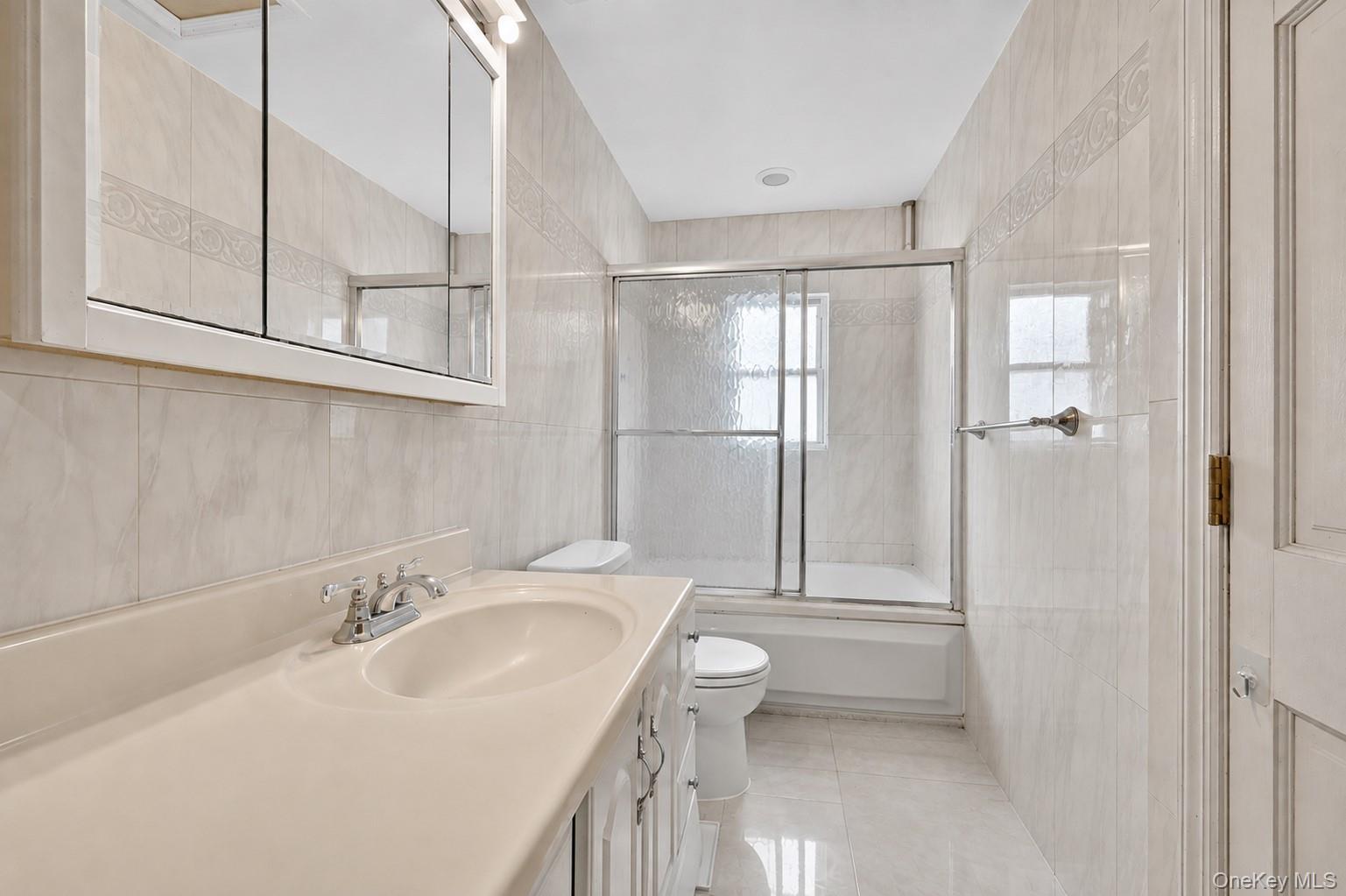 Single Family 161st Street Queens, NY 11358, MLS-1037573-17