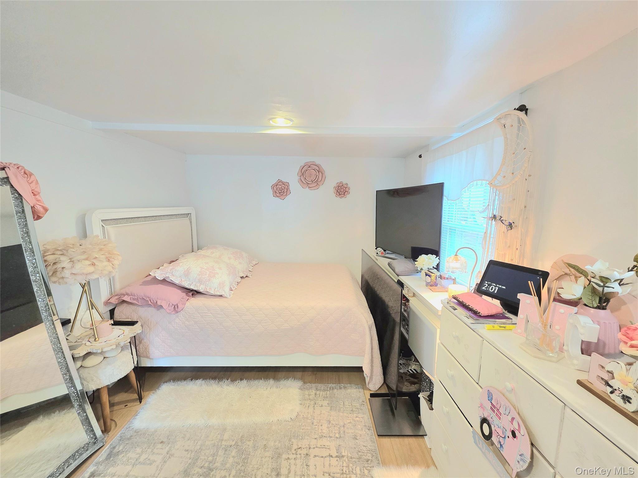 Single Family Riverleigh Avenue Suffolk County, NY 11901, MLS-1037579-9