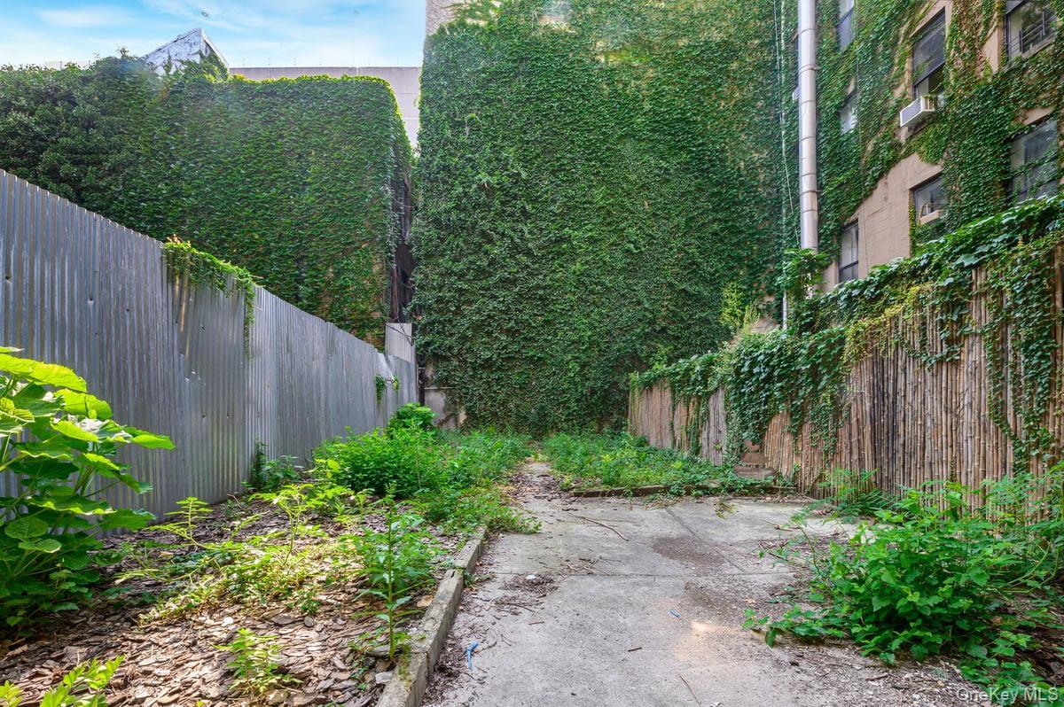 Single Family Pleasant Avenue Manhattan, NY 10035, MLS-1037582-14