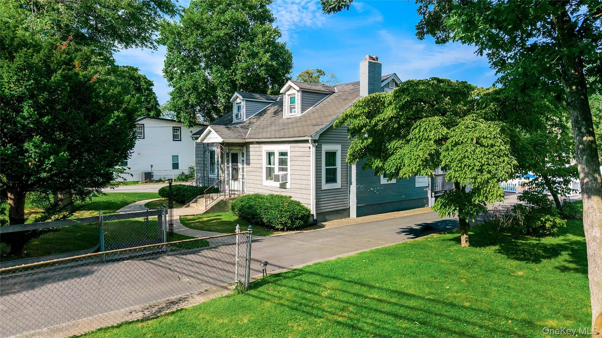 Single Family Cocoanut Street Suffolk County, NY 11722, MLS-1037591-4