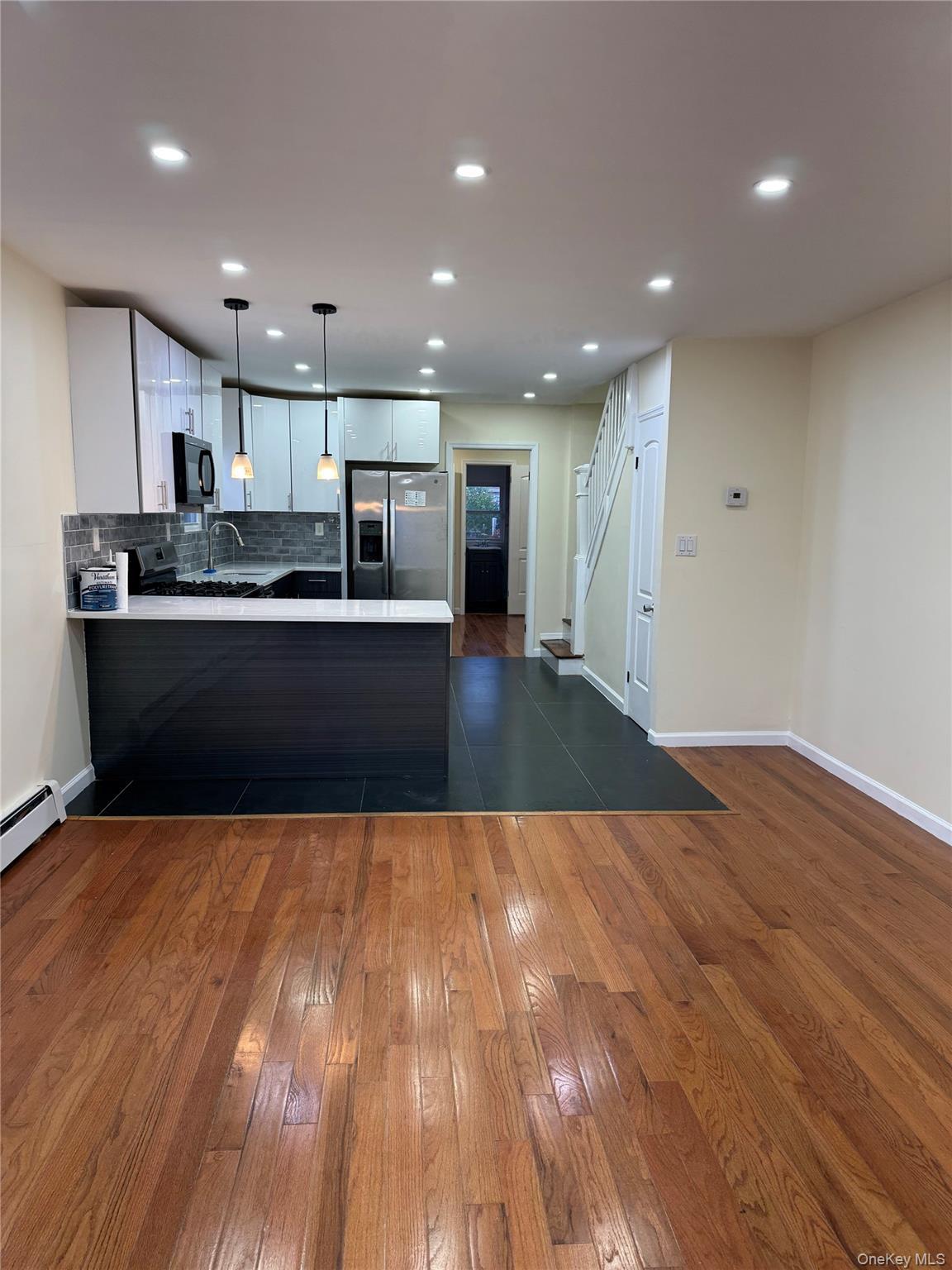 Single Family 201st Place Queens, NY 11412, MLS-1037597-2