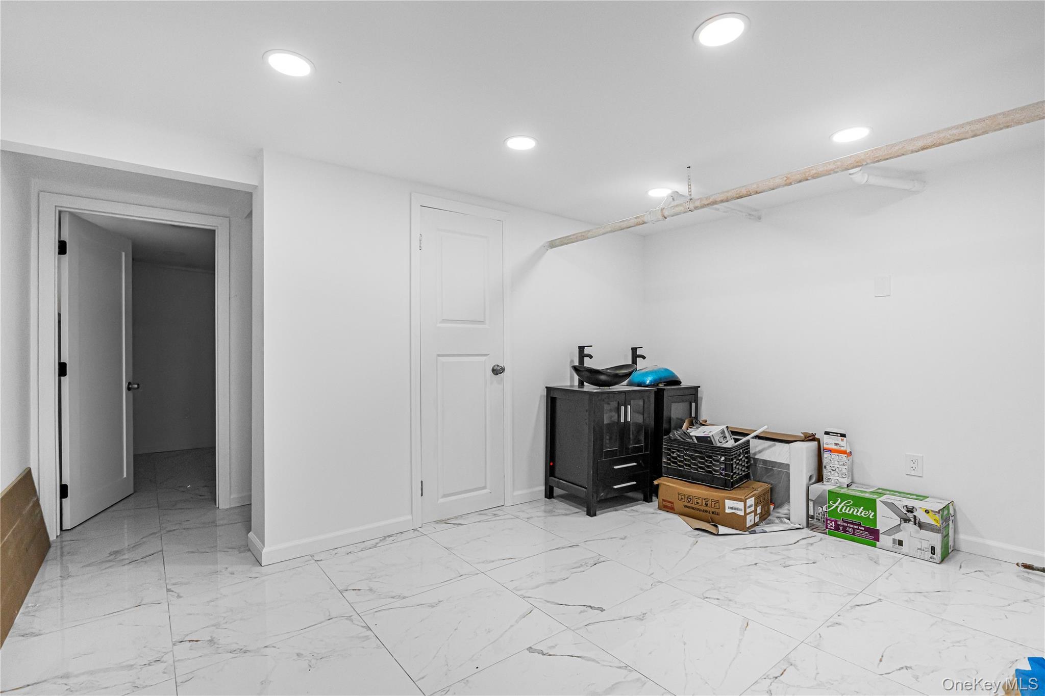 Single Family 97th Avenue Queens, NY 11416, MLS-1037605-13