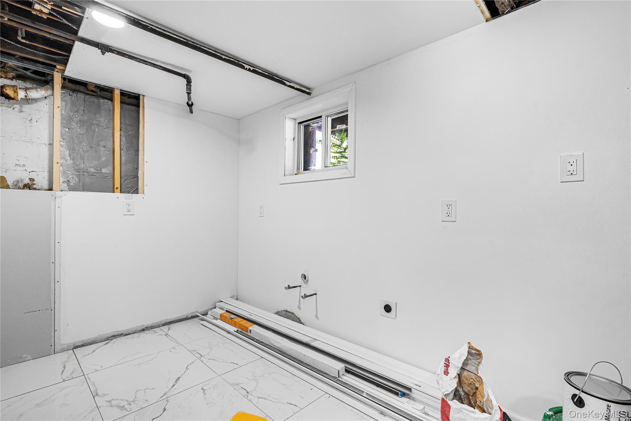 Single Family 97th Avenue Queens, NY 11416, MLS-1037605-14