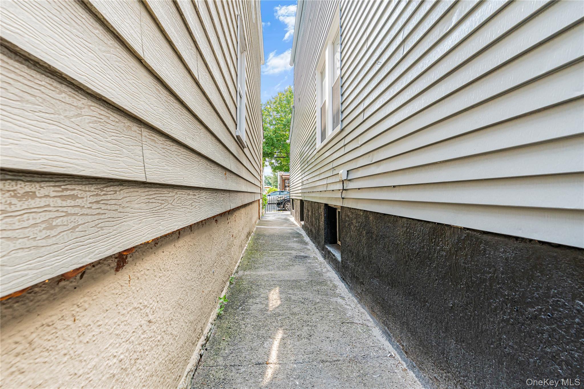 Single Family 97th Avenue Queens, NY 11416, MLS-1037605-18