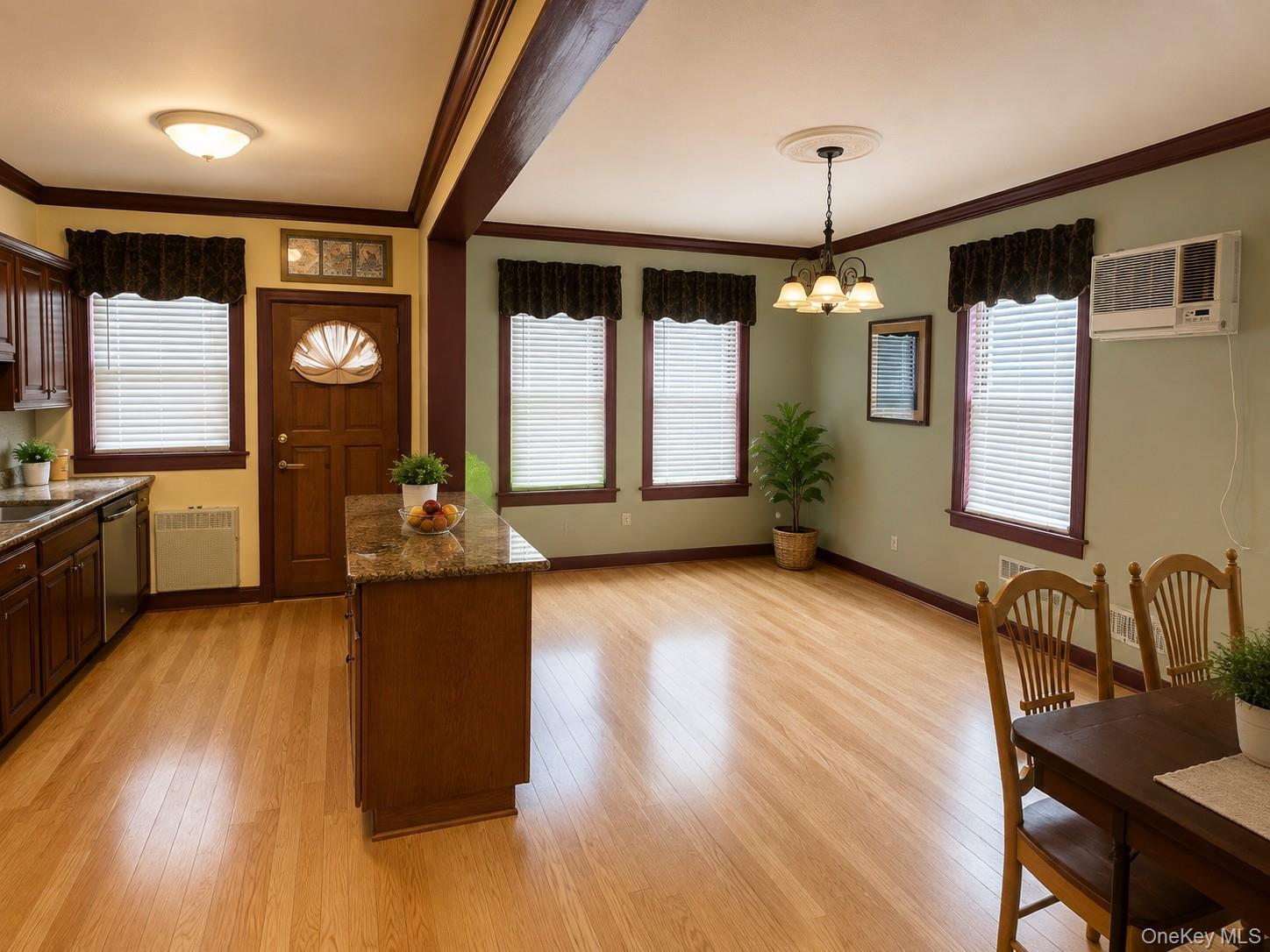 Single Family 92nd Avenue  Queens, NY 11418, MLS-1037613-3