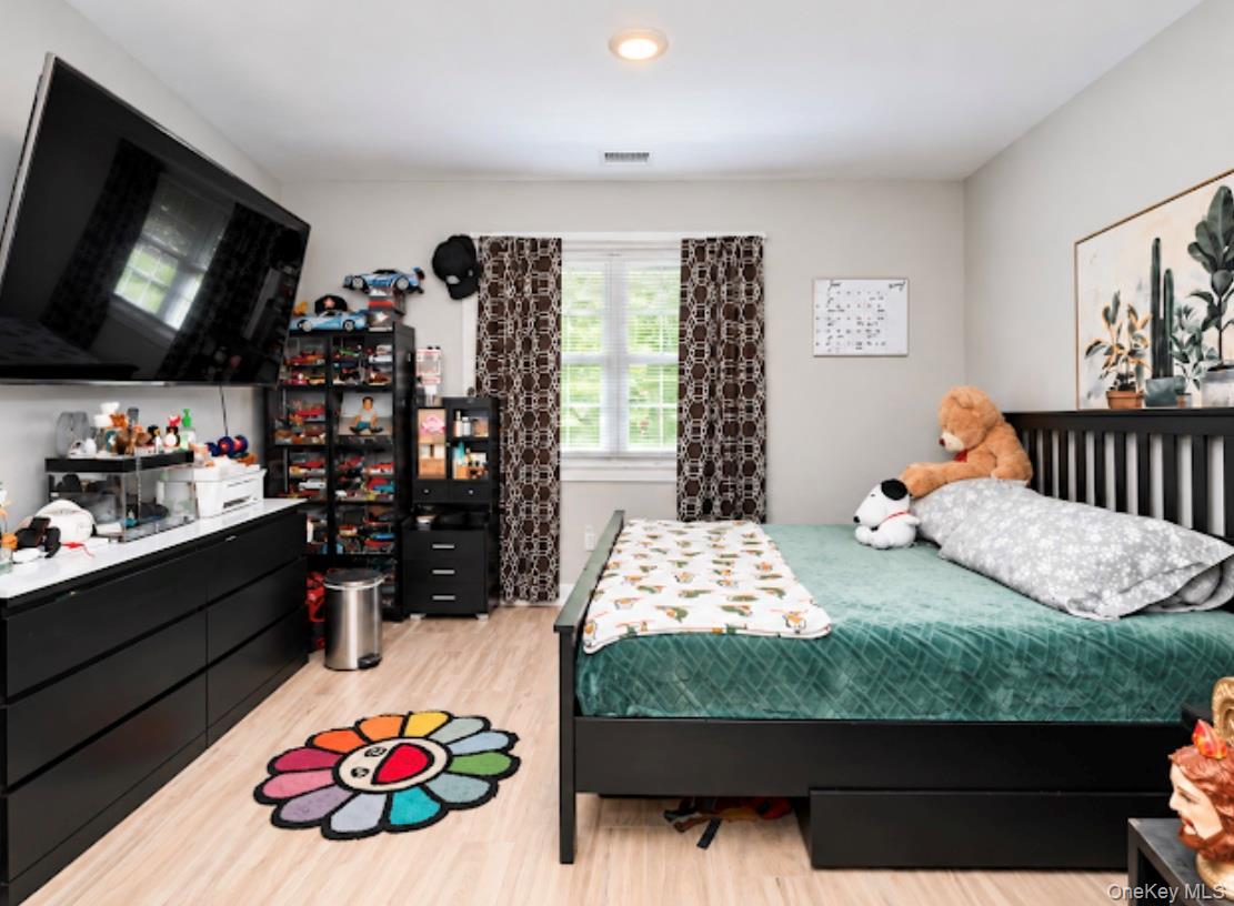 Single Family Mastic Boulevard Suffolk County, NY 11950, MLS-1037619-15