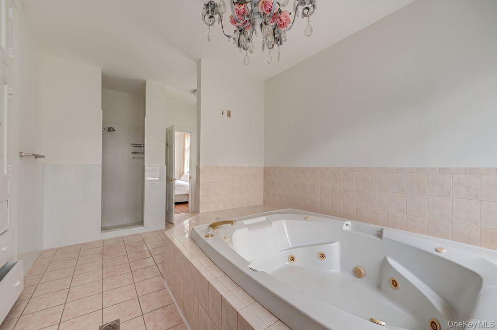 Single Family S Penataquit Avenue Suffolk County, NY 11706, MLS-1037620-29