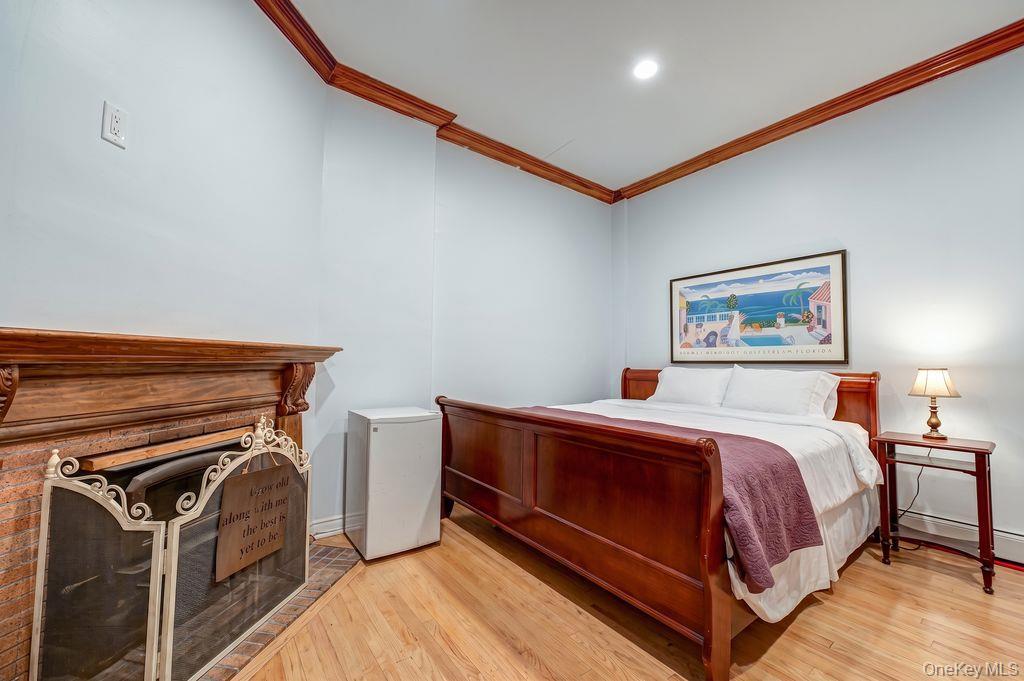 Single Family S Penataquit Avenue  Suffolk County, NY 11706, MLS-1037620-39