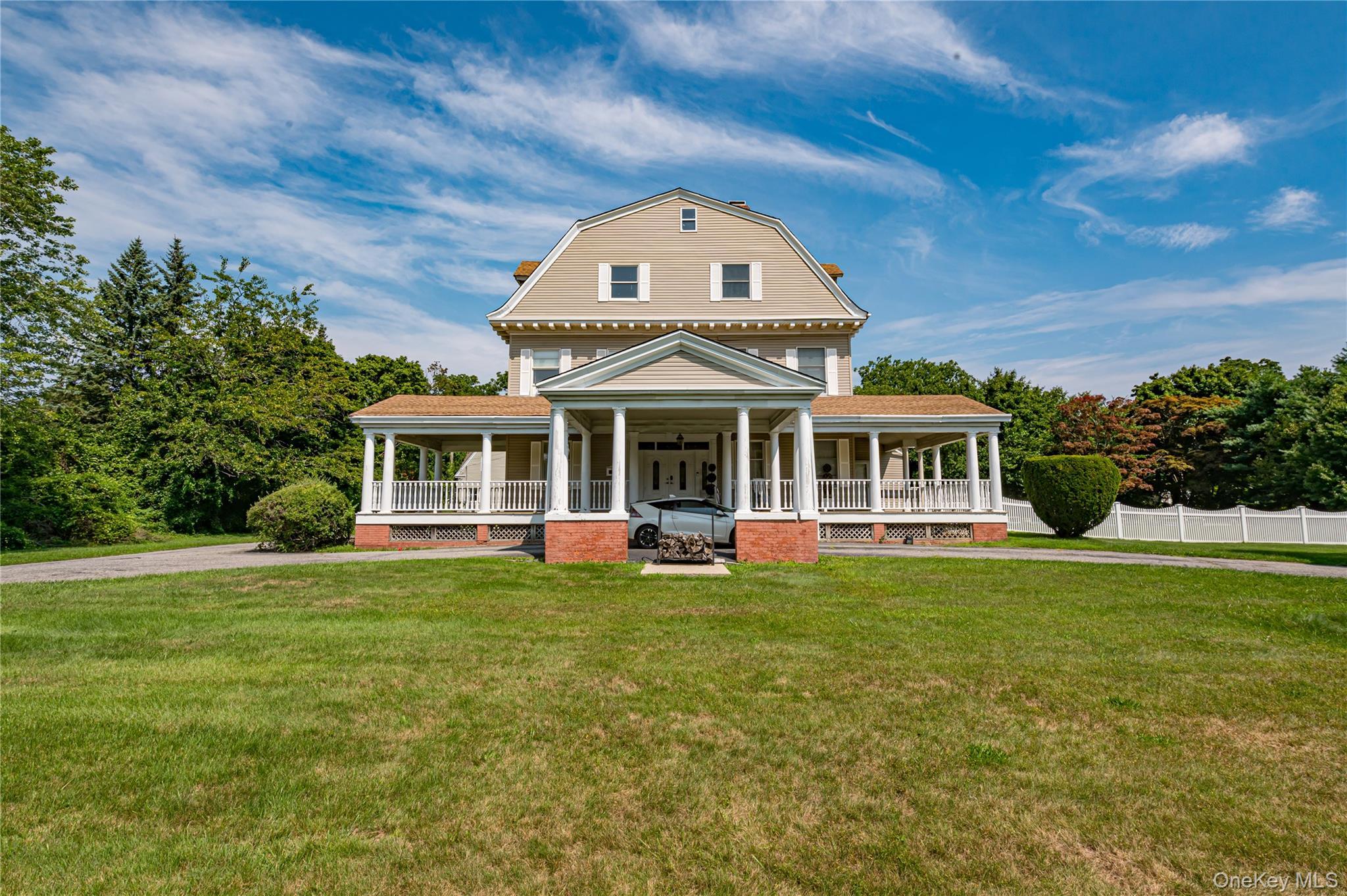 Single Family S Penataquit Avenue Suffolk County, NY 11706, MLS-1037620-4