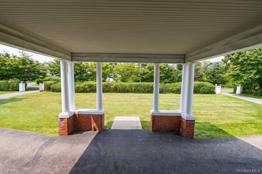 Single Family S Penataquit Avenue Suffolk County, NY 11706, MLS-1037620-5