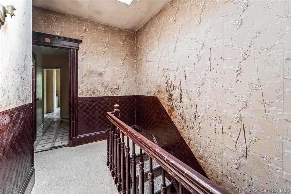 Single Family Nurge Avenue Queens, NY 11378, MLS-1037631-11
