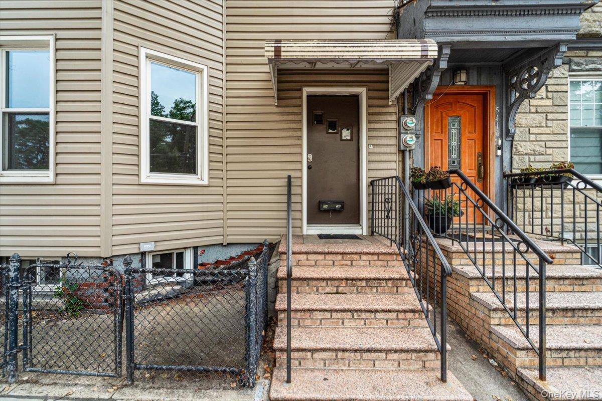 Single Family Nurge Avenue Queens, NY 11378, MLS-1037631-2
