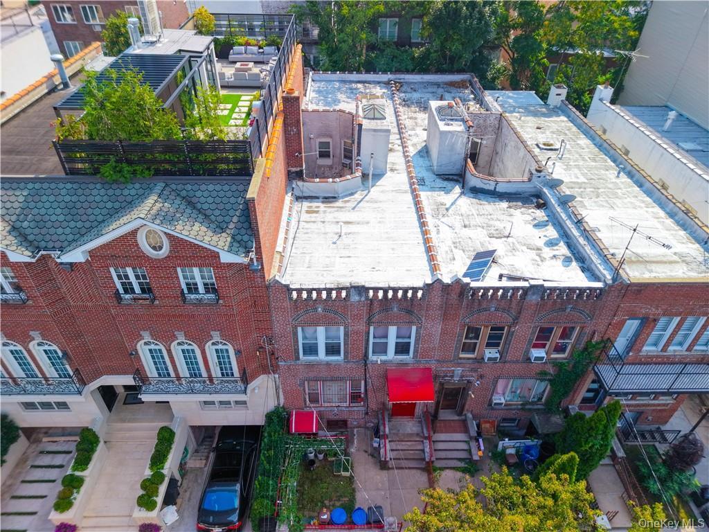Single Family 58th Street Brooklyn, NY 11219, MLS-1037644-27