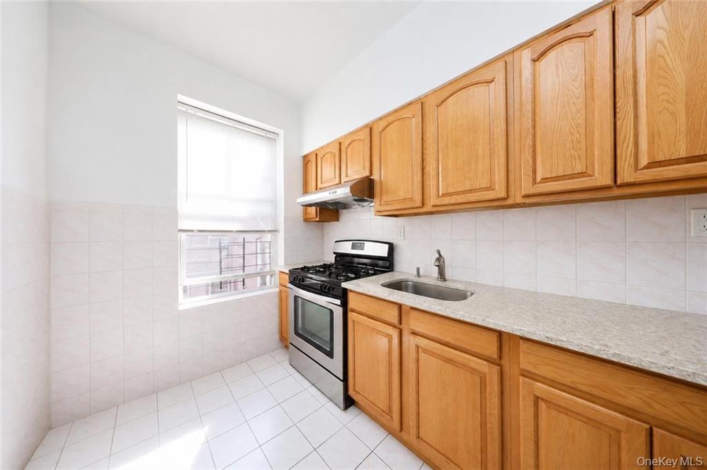 Single Family 58th Street Brooklyn, NY 11219, MLS-1037644-5