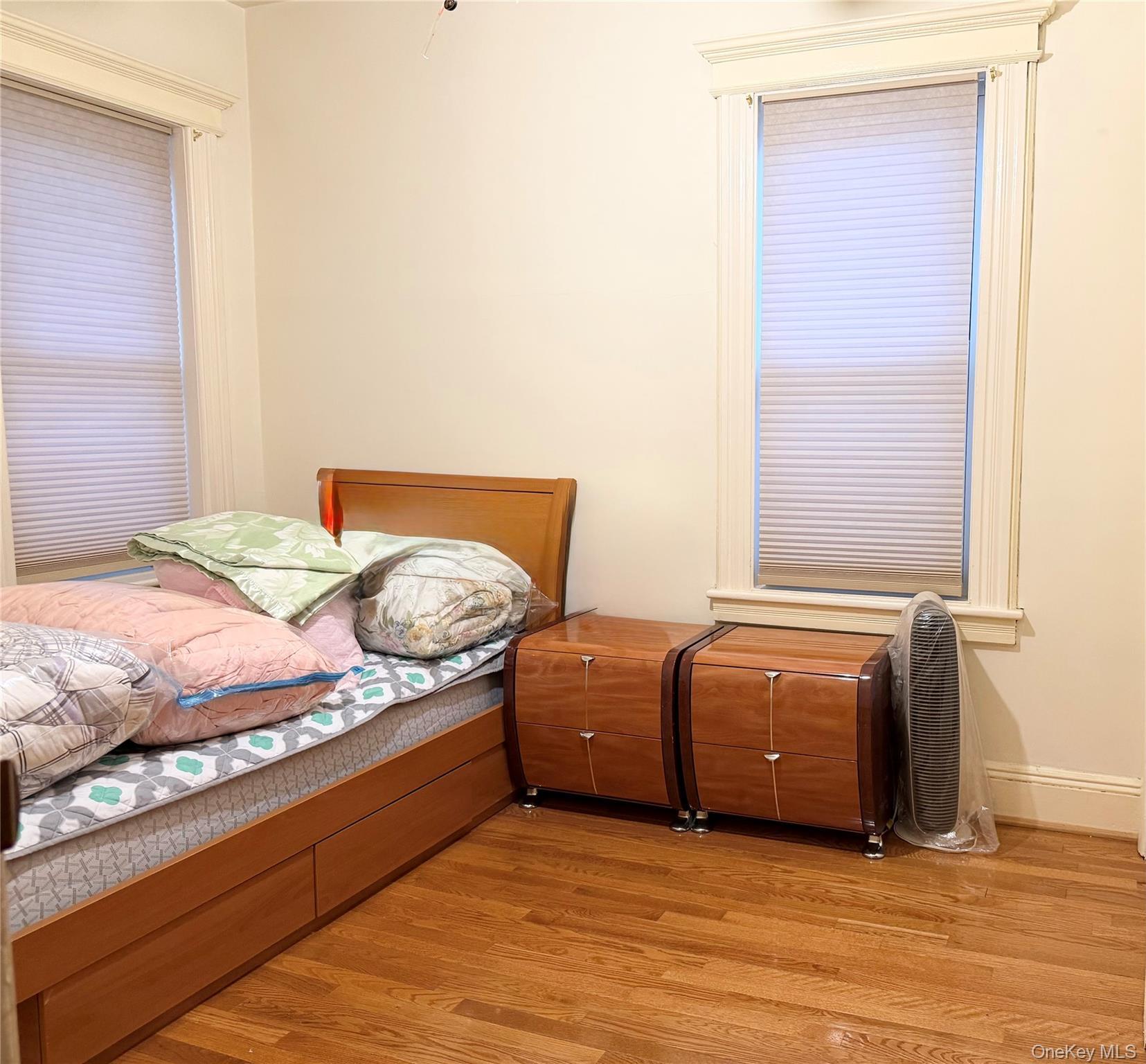 Single Family 88th Avenue Queens, NY 11421, MLS-1037647-18