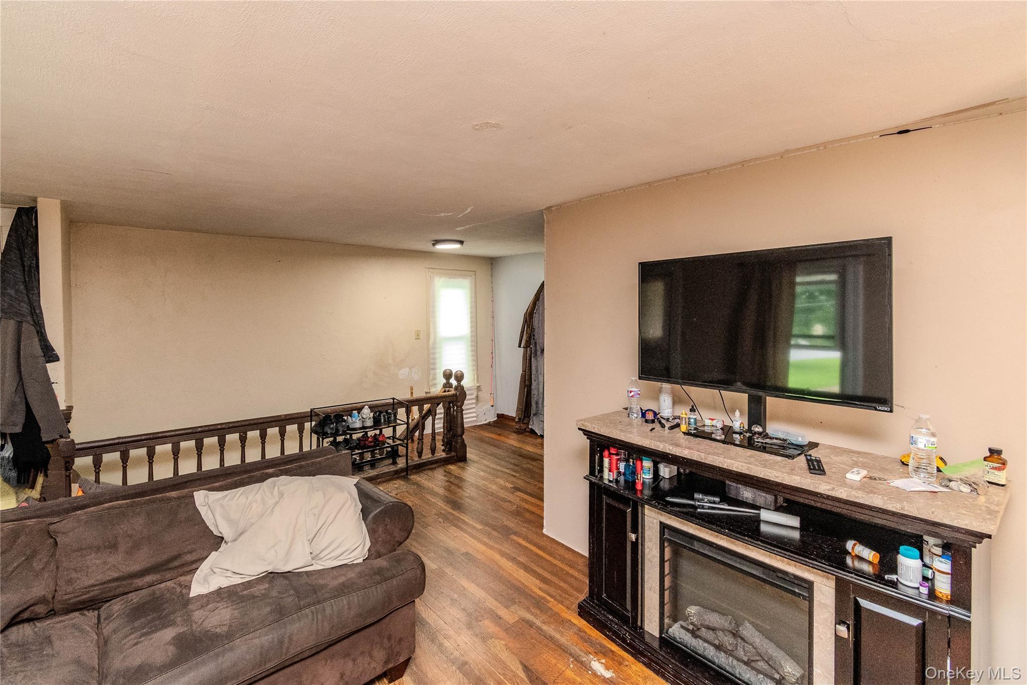 Single Family Vineyard Avenue Ulster County, NY 12528, MLS-1037649-5