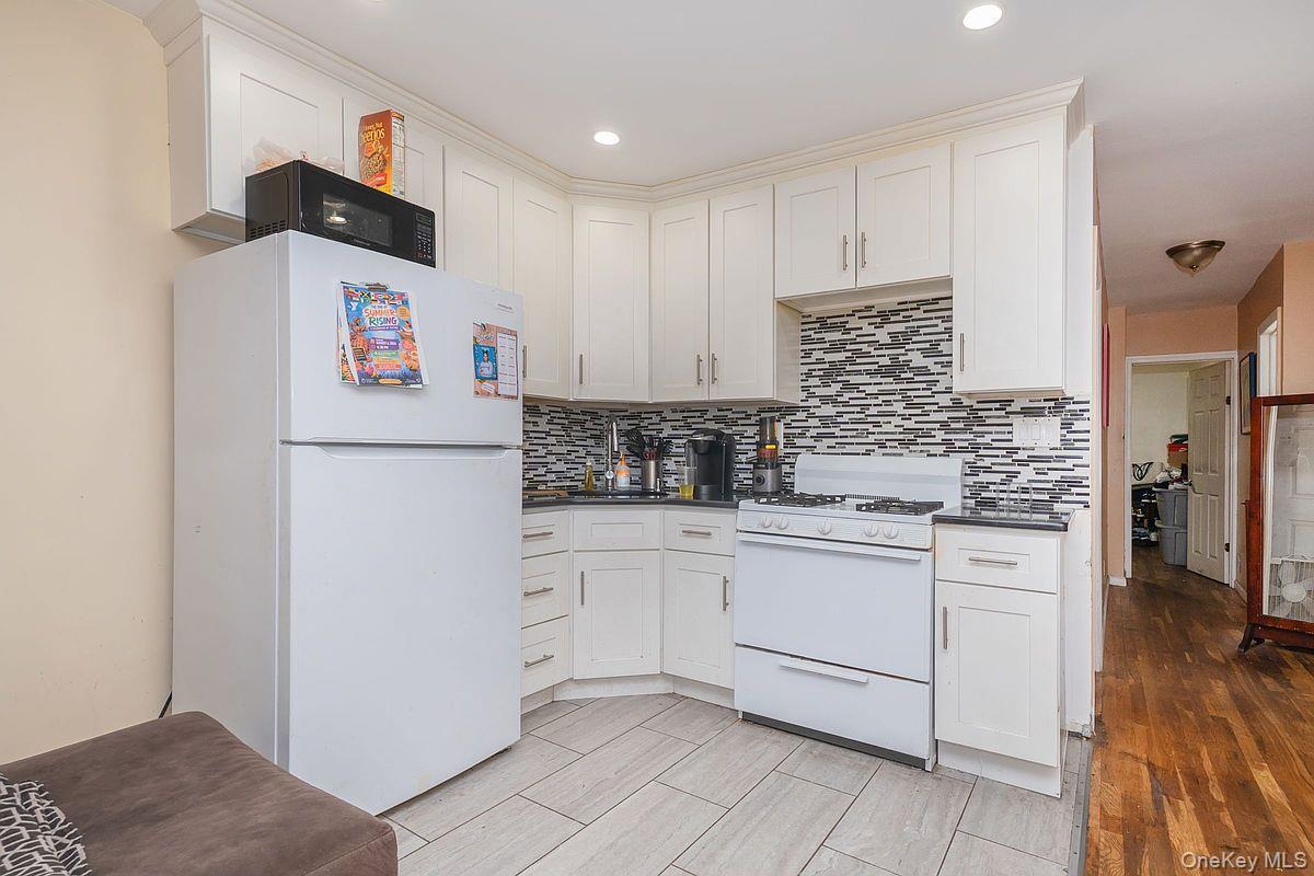 Single Family Linden Boulevard  Queens, NY 11434, MLS-1037682-11