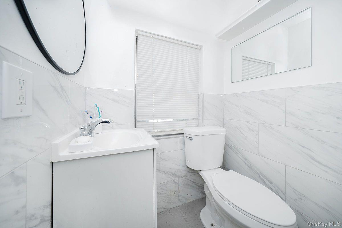 Single Family Linden Boulevard  Queens, NY 11434, MLS-1037682-15