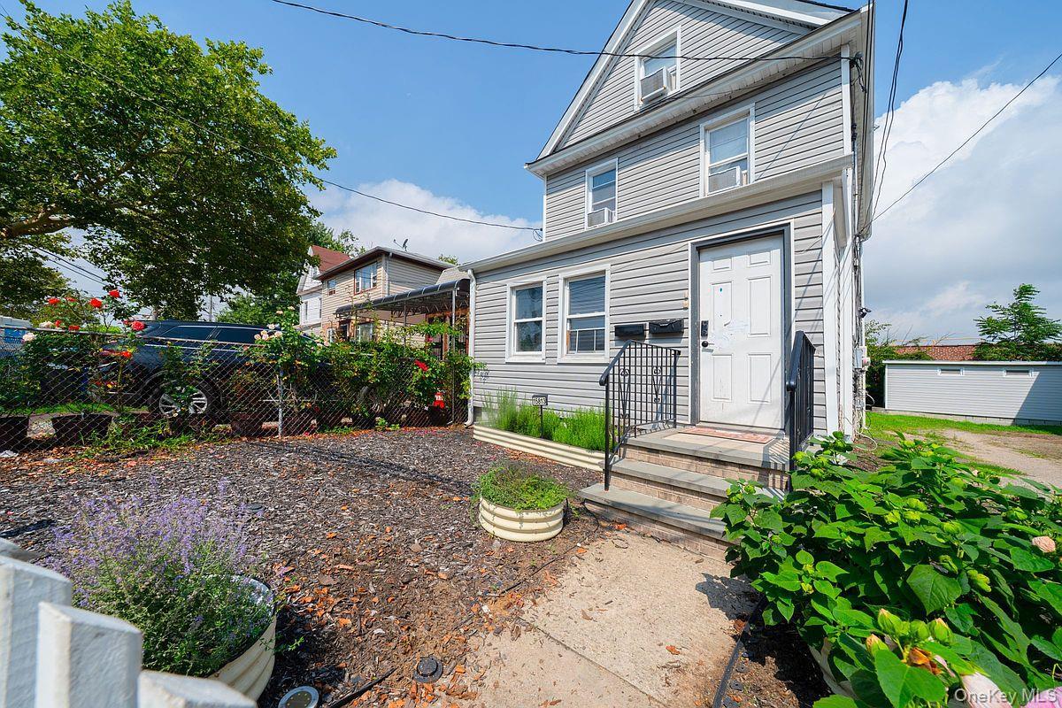 Single Family Linden Boulevard  Queens, NY 11434, MLS-1037682-25