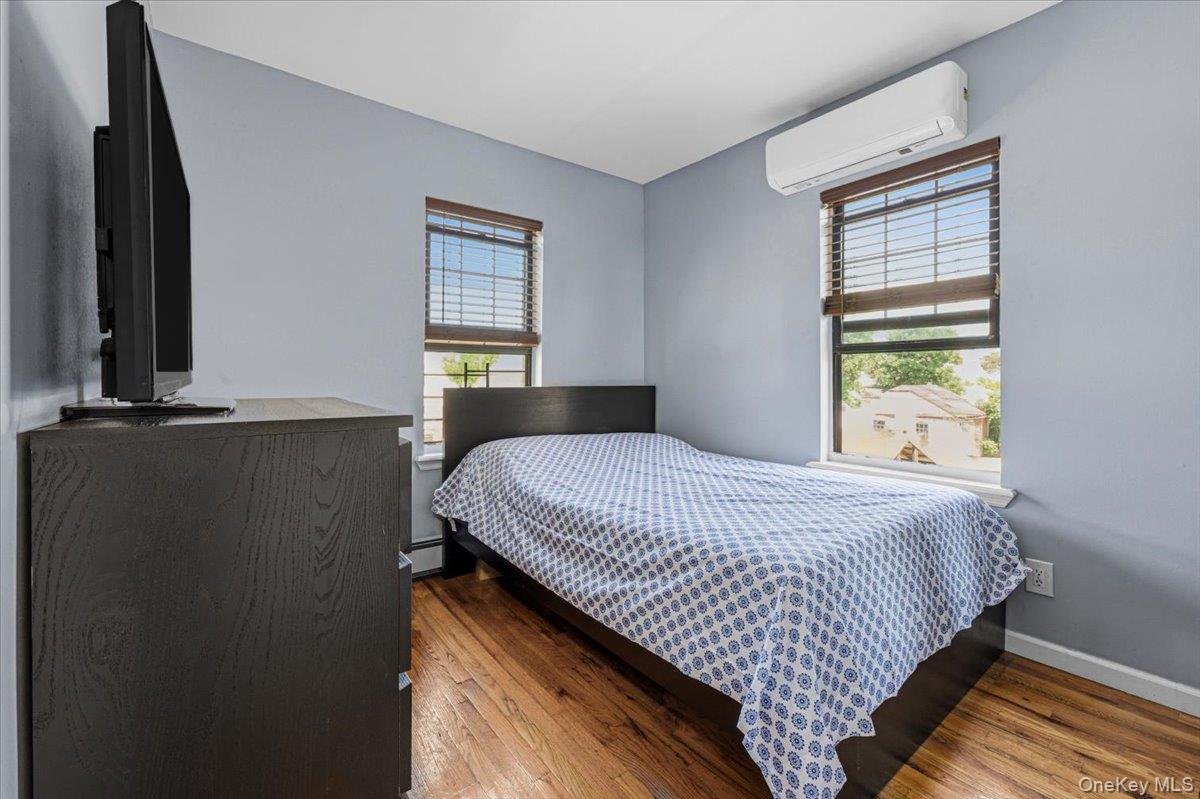 Single Family 104th Avenue Queens, NY 11429, MLS-1037684-11