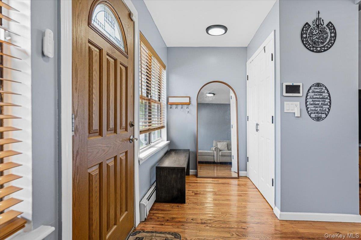 Single Family 104th Avenue Queens, NY 11429, MLS-1037684-9