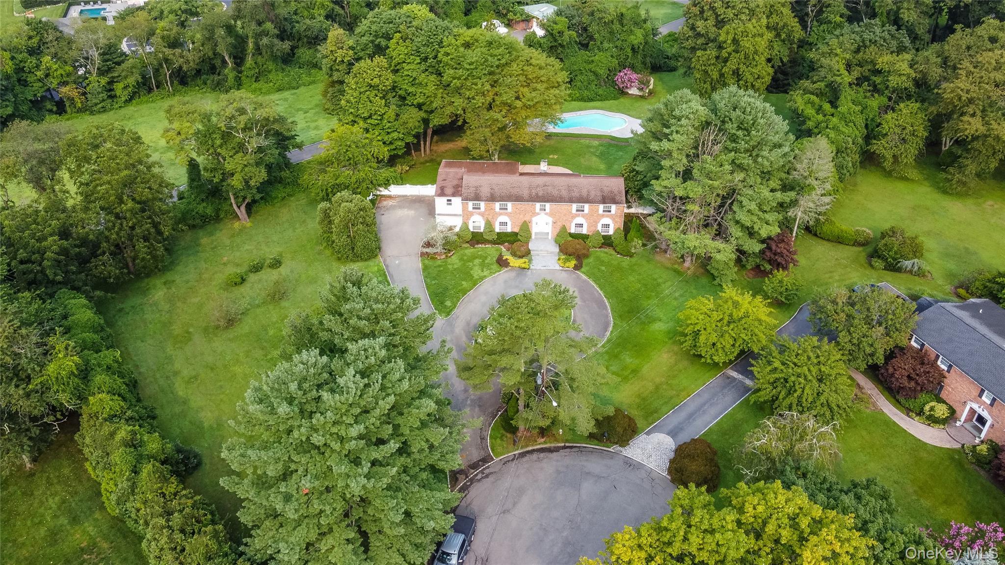 Single Family Lisa Court Nassau County, NY 11791, MLS-1037686-39