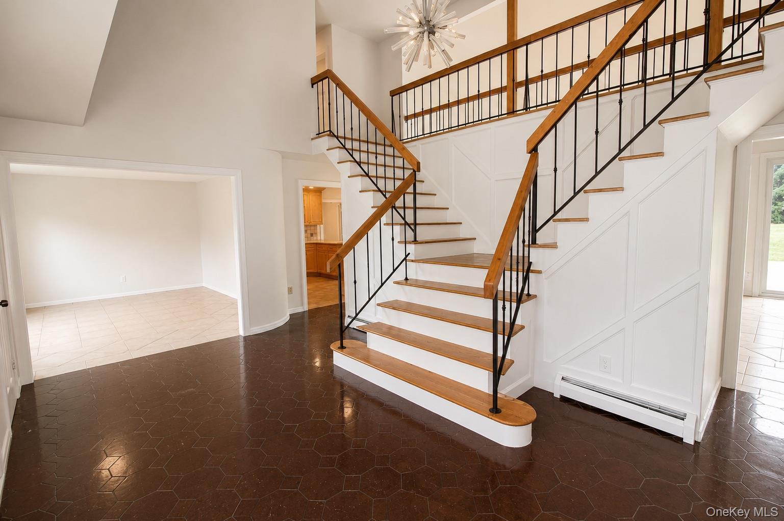 Single Family Lisa Court Nassau County, NY 11791, MLS-1037686-5