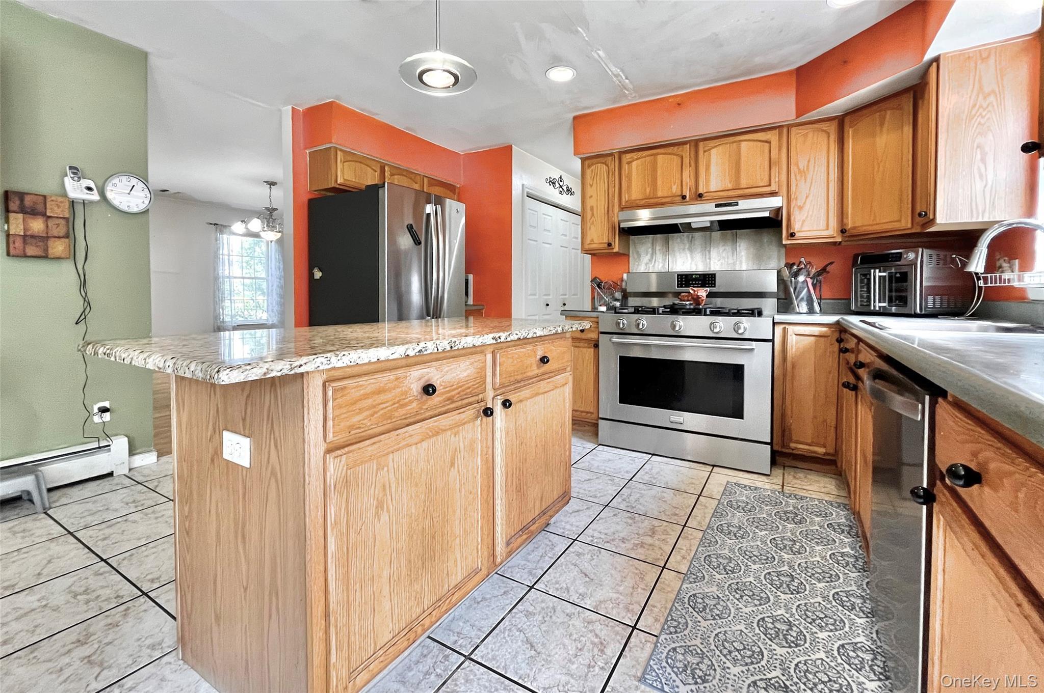 Single Family Frances Lane Orange County, NY 10950, MLS-1037697-21