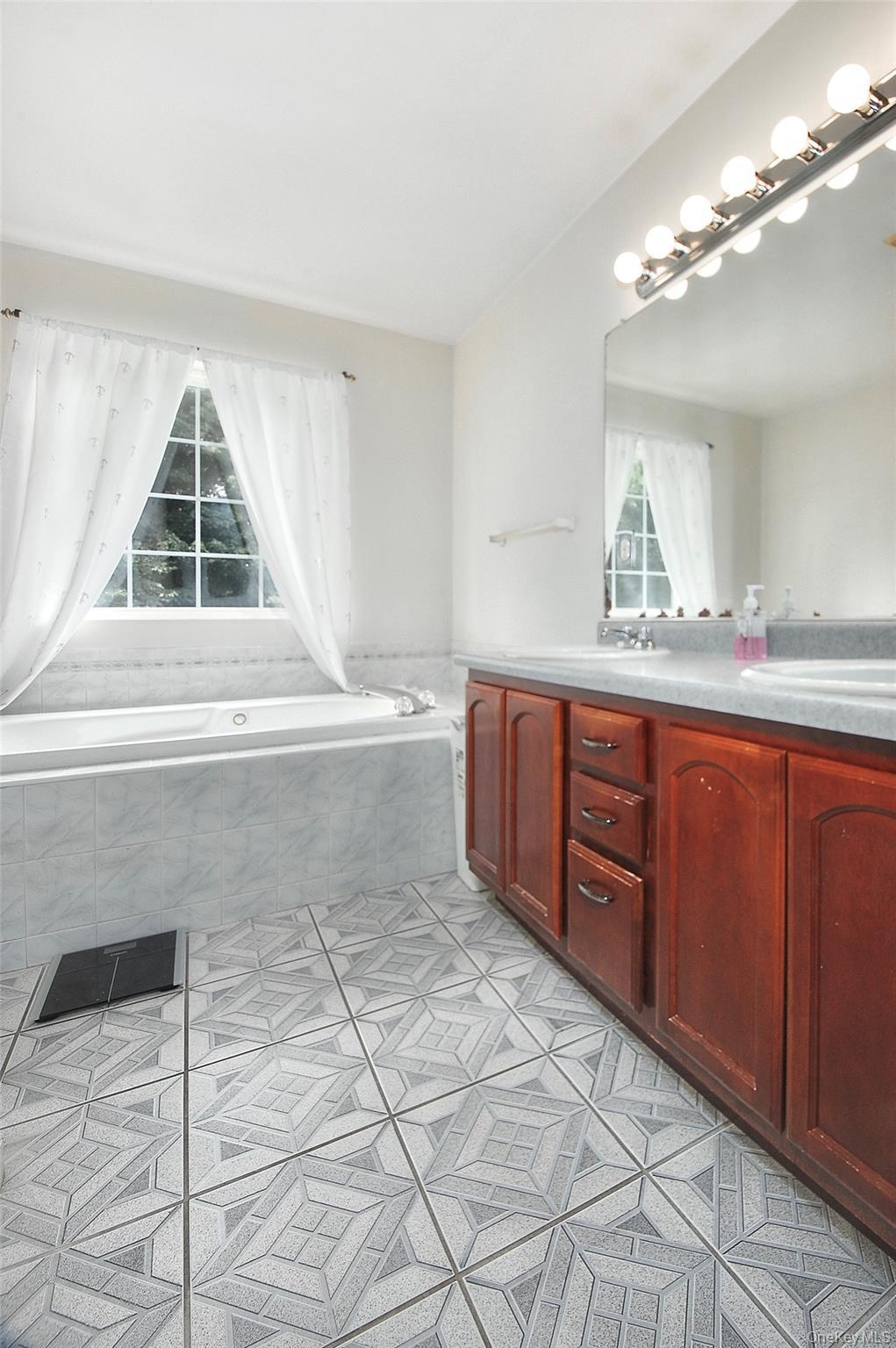 Single Family Frances Lane Orange County, NY 10950, MLS-1037697-29