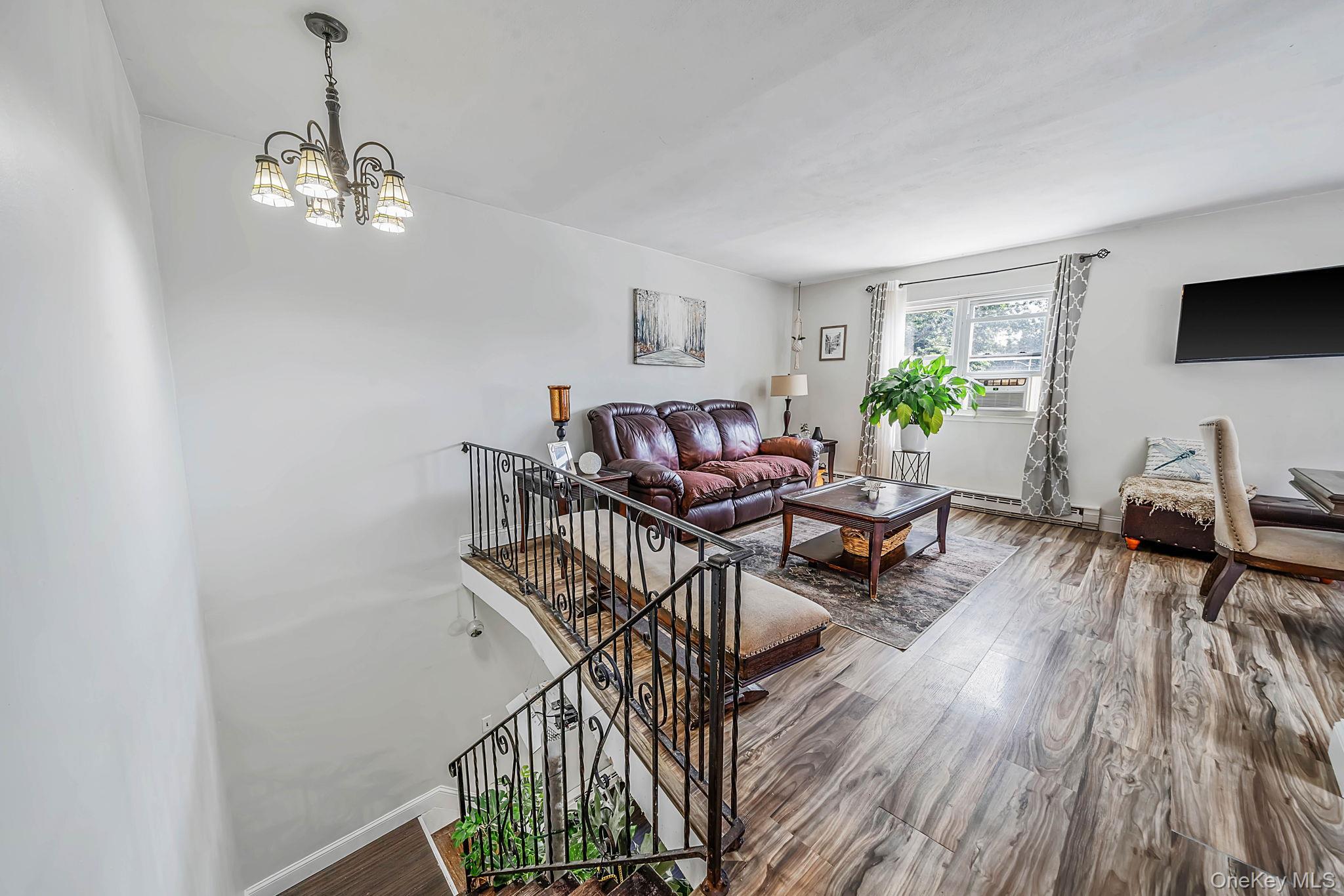Single Family Main Avenue Suffolk County, NY 11950, MLS-1037709-12