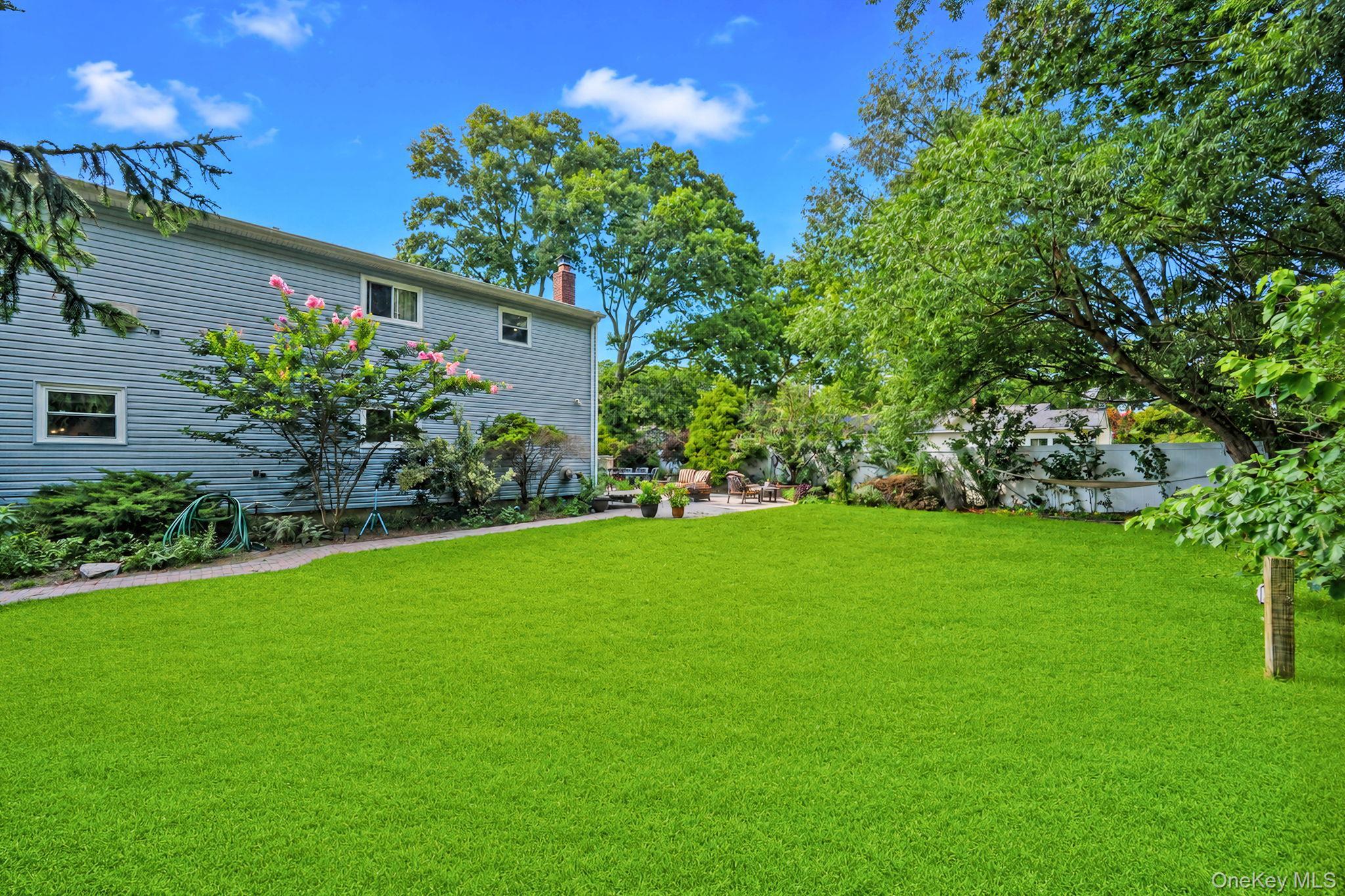 Single Family Main Avenue Suffolk County, NY 11950, MLS-1037709-23